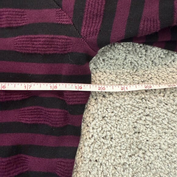 Torrid Sweater Black Purple Striped Pullover Mock Neck Cold Shoulder Ruche Sz 2 - Picture 3 of 5